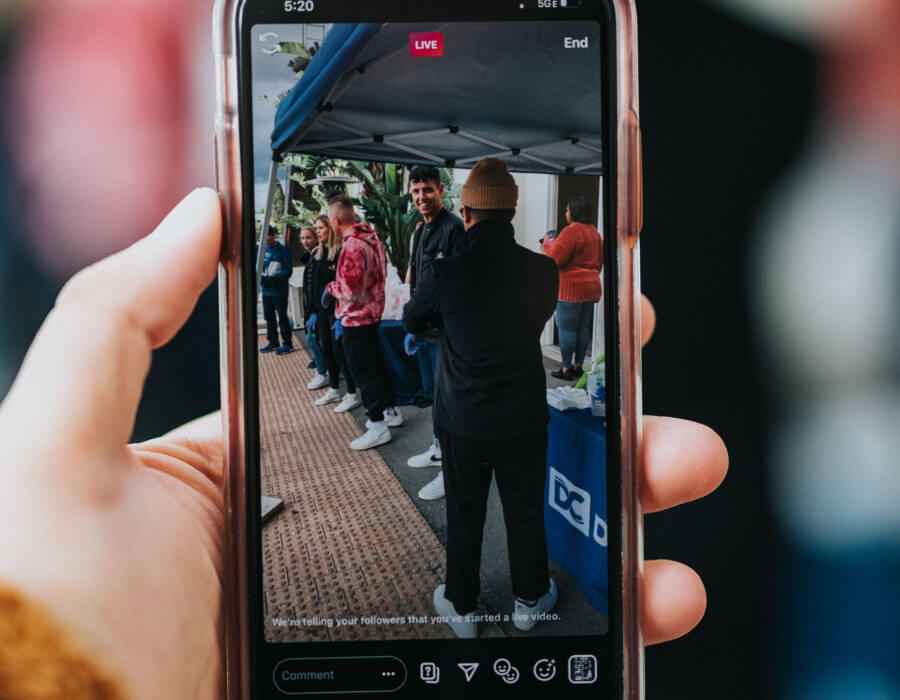 How To Upload Single Photo And Video To Your Instagram Story